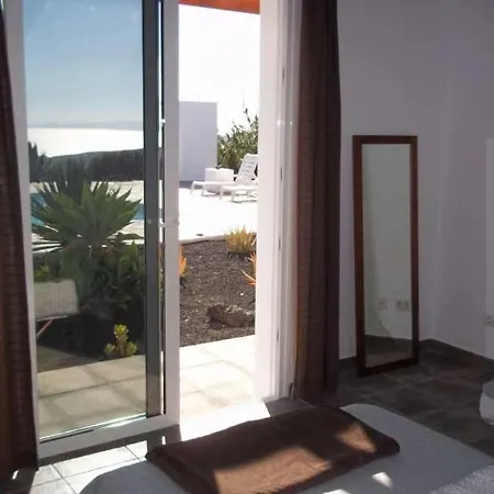 Sleeps 4 Pool Wifi וילה Mácher