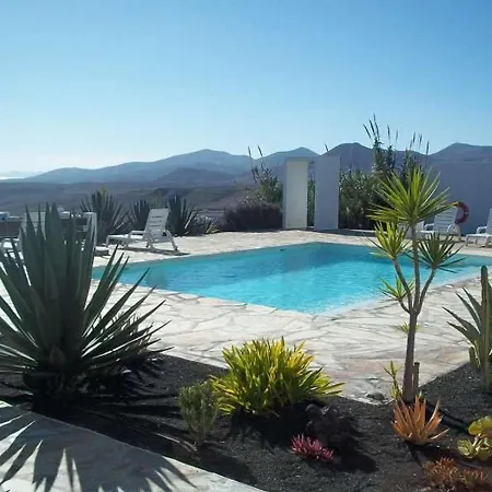 ヴィラ Sleeps 4 Pool Wifi